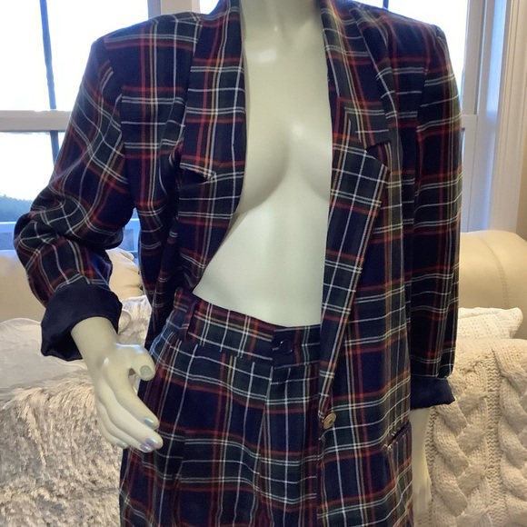 Barrie Stephen’s
Vintage Blazer&Short Suit 
Size 6 - Picture 1 of 8